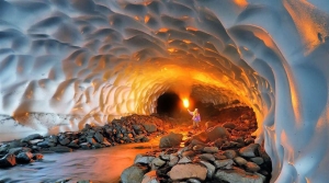 Δείτε τις 15 πιο εντυπωσιακές σπηλιές στον κόσμο
